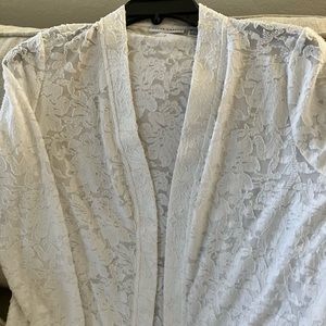 Susan Graver White Lace Cardigan Size Small. (Generous sizing fits Medium)
